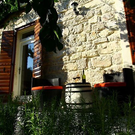 Апартаменты Old House Свети-Филип-и-Яков Экстерьер фото