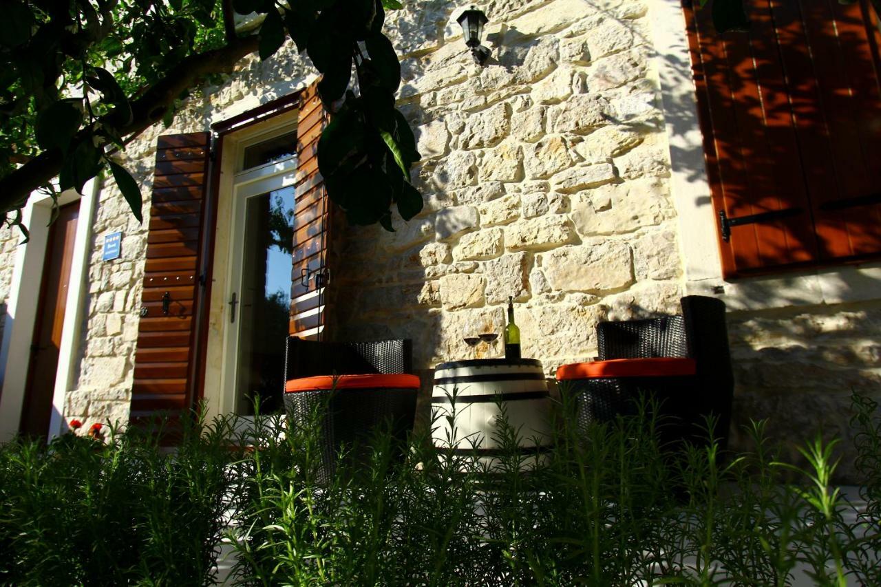 Апартаменты Old House Свети-Филип-и-Яков Экстерьер фото