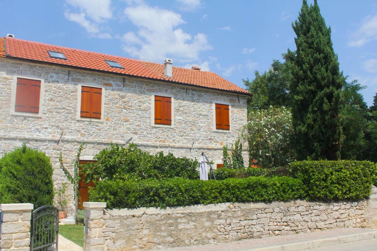 Апартаменты Old House Свети-Филип-и-Яков Экстерьер фото